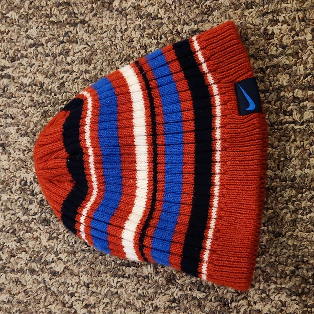 Nike Boy's Beanie Size 8-20